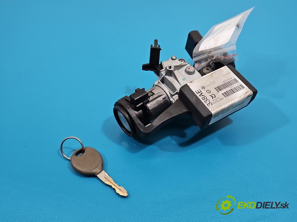 Chrysler Voyager IV 2000-2007 2.8 CRD 150 HP automatic 110 kW 2776 cm3 5- Spínačka 5WY7227E (Spínacia skrinka)