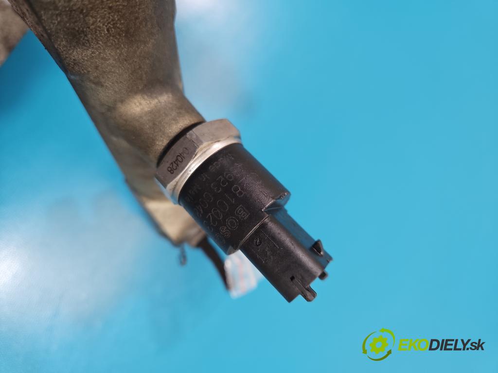 Chrysler Voyager IV 2000-2007 2.8 CRD 150 hp automatic 110 kW 2776 cm3 5- lišta vstřikovací 0445214041 (Vstřikovací lišta)