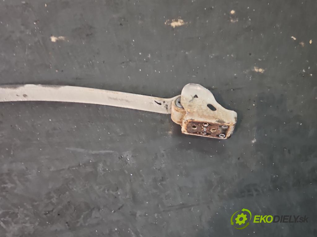 Chrysler Voyager IV 2000-2007 2.8 CRD 150 hp automatic 110 kW 2776 cm3 5- listová pero zadní