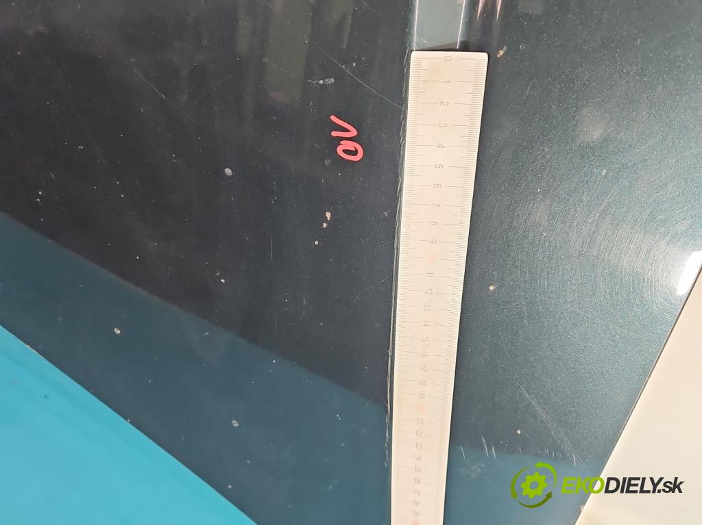 Chrysler Voyager IV 2000-2007 2.8 CRD 150 hp automatic 110 kW 2776 cm3 5- kapota přední