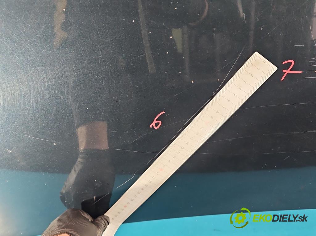 Chrysler Voyager IV 2000-2007 2.8 CRD 150 hp automatic 110 kW 2776 cm3 5- kapota přední