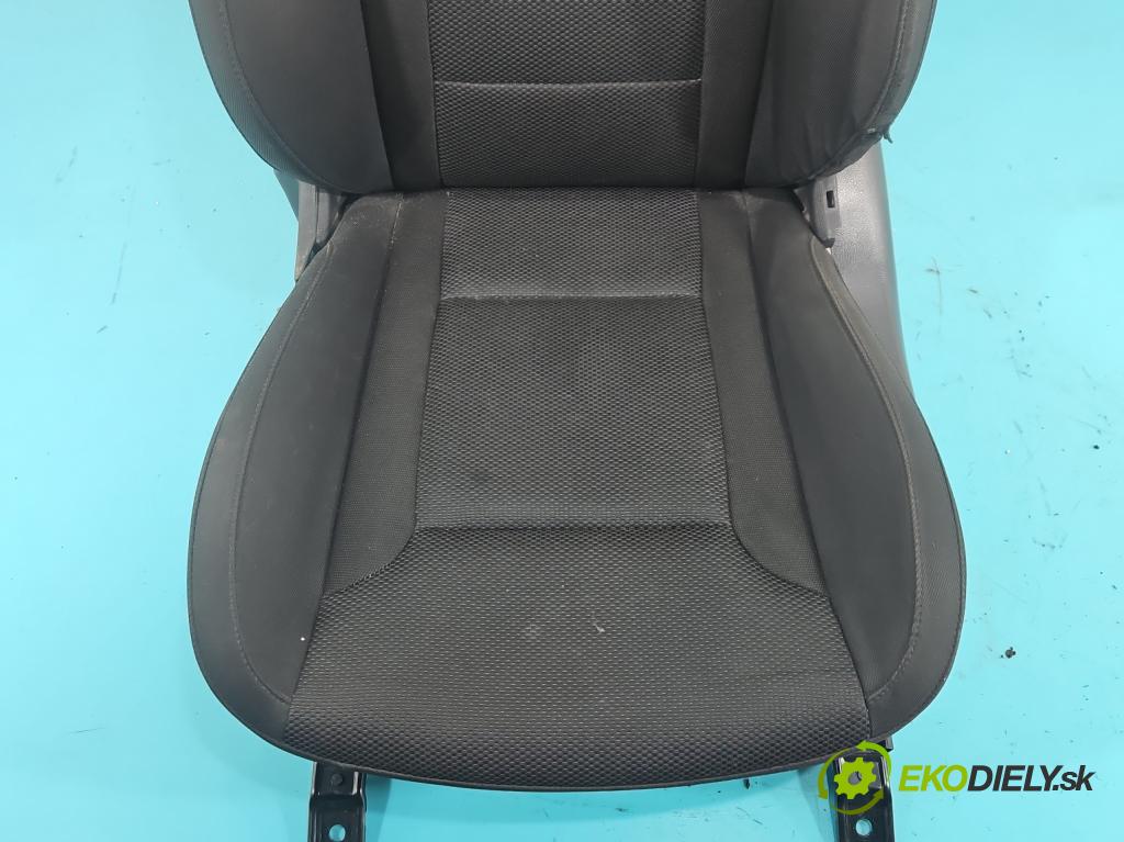 Hyundai I40 1.7 crdi 136 HP manual 100 kW 1685 cm3 5- Sedačka ľavý  (Sedadlo)