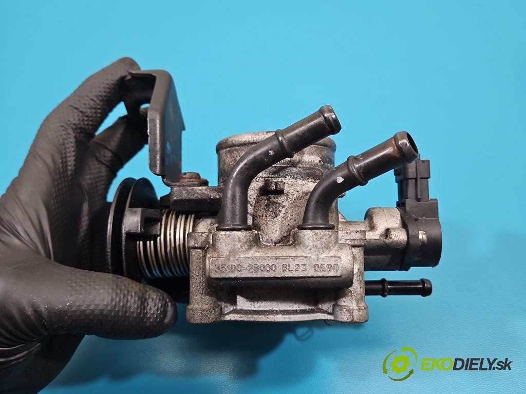 Kia Ceed I 2006-2012 1.4 16v 109 HP manual 80 kW 1396 cm3 5- klapka 35100-2B000 (Škrtiaca klapka)