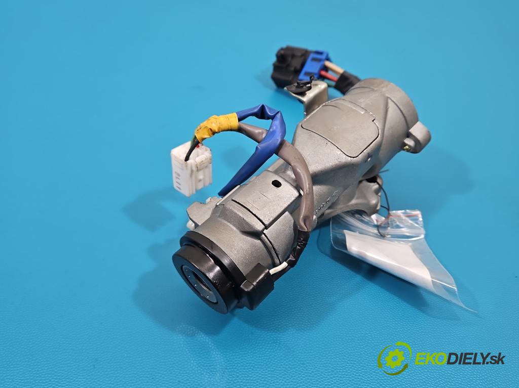 Kia Ceed I 2006-2012 1.4 16v 109 HP manual 80 kW 1396 cm3 5- Spínačka  (Spínacia skrinka)