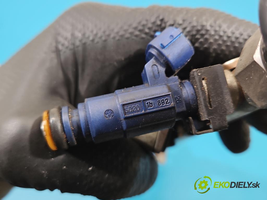 Kia Ceed I 2006-2012 1.4 16v 109 hp manual 80 kW 1396 cm3 5- vstřikovač 35310-2B000 (Vstřikovač paliva)