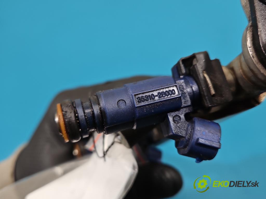 Kia Ceed I 2006-2012 1.4 16v 109 hp manual 80 kW 1396 cm3 5- vstřikovač 35310-2B000 (Vstřikovač paliva)