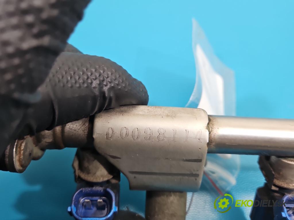 Kia Ceed I 2006-2012 1.4 16v 109 hp manual 80 kW 1396 cm3 5- vstřikovač 35310-2B000 (Vstřikovač paliva)