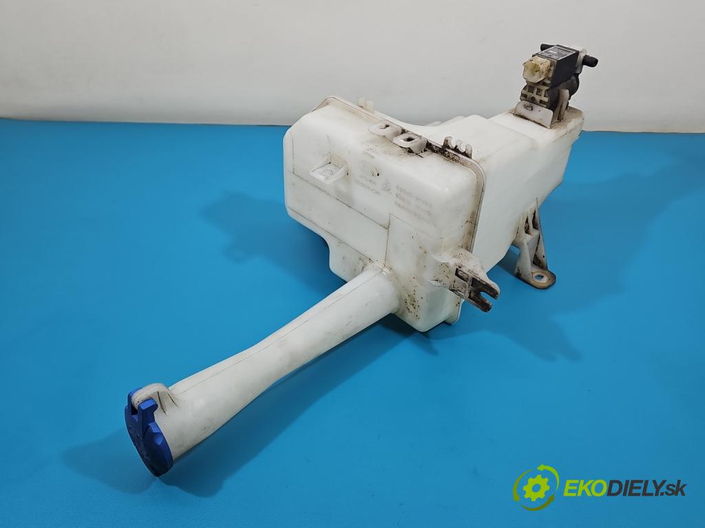 Kia Ceed I 2006-2012 1.4 16v 109 hp manual 80 kW 1396 cm3 5- nádržka tekutina: ostřikovačů 98610-1H000