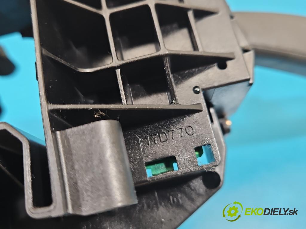 Volvo V50 2.4 20v 170 HP manual 125 kW 2435 cm3 5- prepínač komplex: 30710344 (Prepínacie páčky pod volantom)