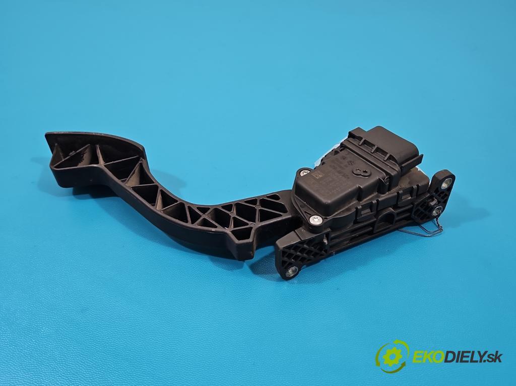 Volvo V50 2.4 20v 170 hp manual 125 kW 2435 cm3 5- pedal plyn: potenciometr: 4M51-9F836-AH