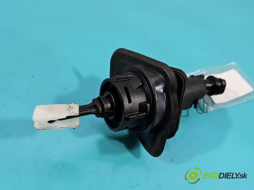 Ford Focus Mk3 2010-2018 1.6 16v 105 HP manual 77 kW 1596 cm3 5- pompa spojková 3M51-7A543-AG