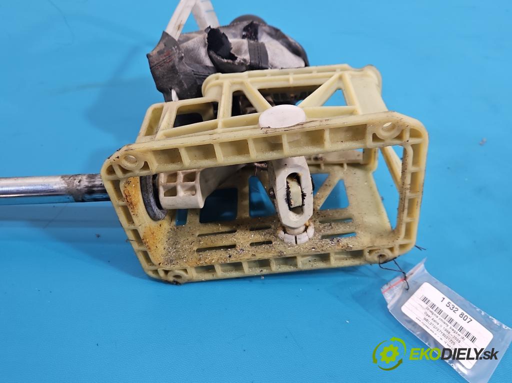 Opel Astra II 1998-2009 1.8 16V 116 HP manual 85 kW 1796 cm3 2- Páka: Změny: stupeň,rýchlosť 90523924 (Rýchlostná páka (kulisa))