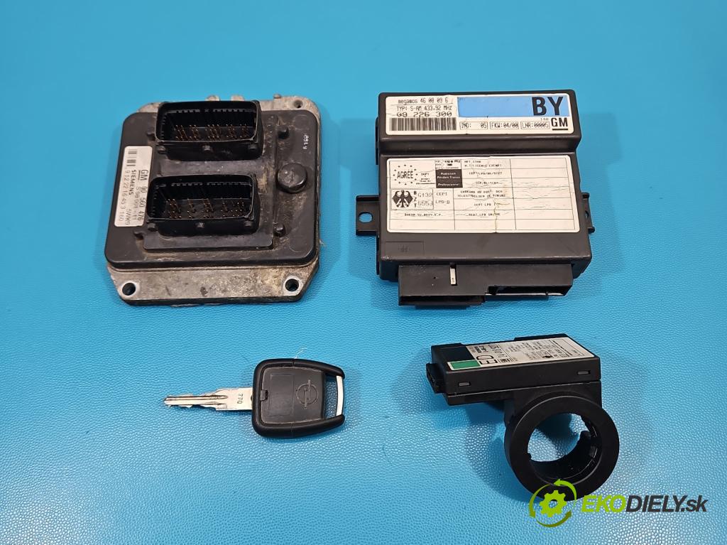 Opel Astra II 1998-2009 1.8 16V 116 HP manual 85 kW 1796 cm3 2- riadiaca jednotka motora 90560476