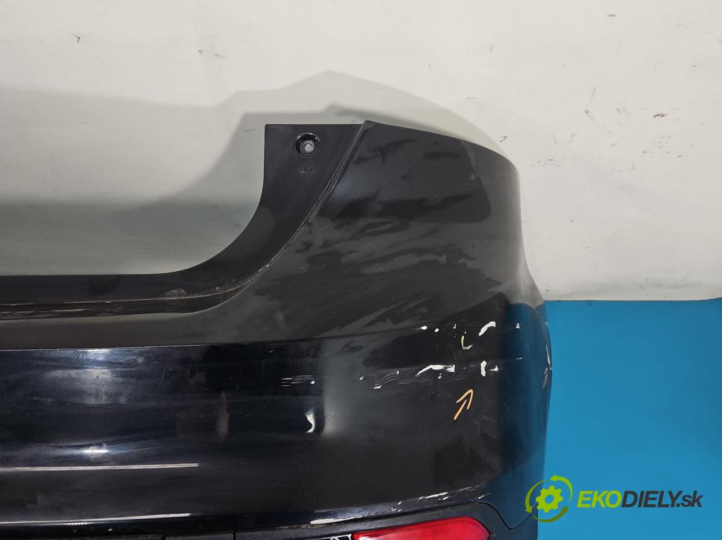 Ford Focus Mk3 2010-2018 1.6 16v 105 HP manual 77 kW 1596 cm3 5- nárazník zadné  (Kľučka dverí ostatné)