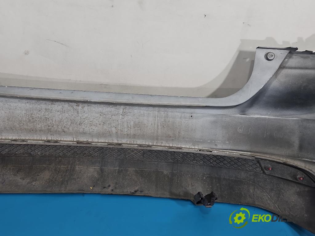 Ford Focus Mk3 2010-2018 1.6 16v 105 HP manual 77 kW 1596 cm3 5- nárazník zadné  (Kľučka dverí ostatné)