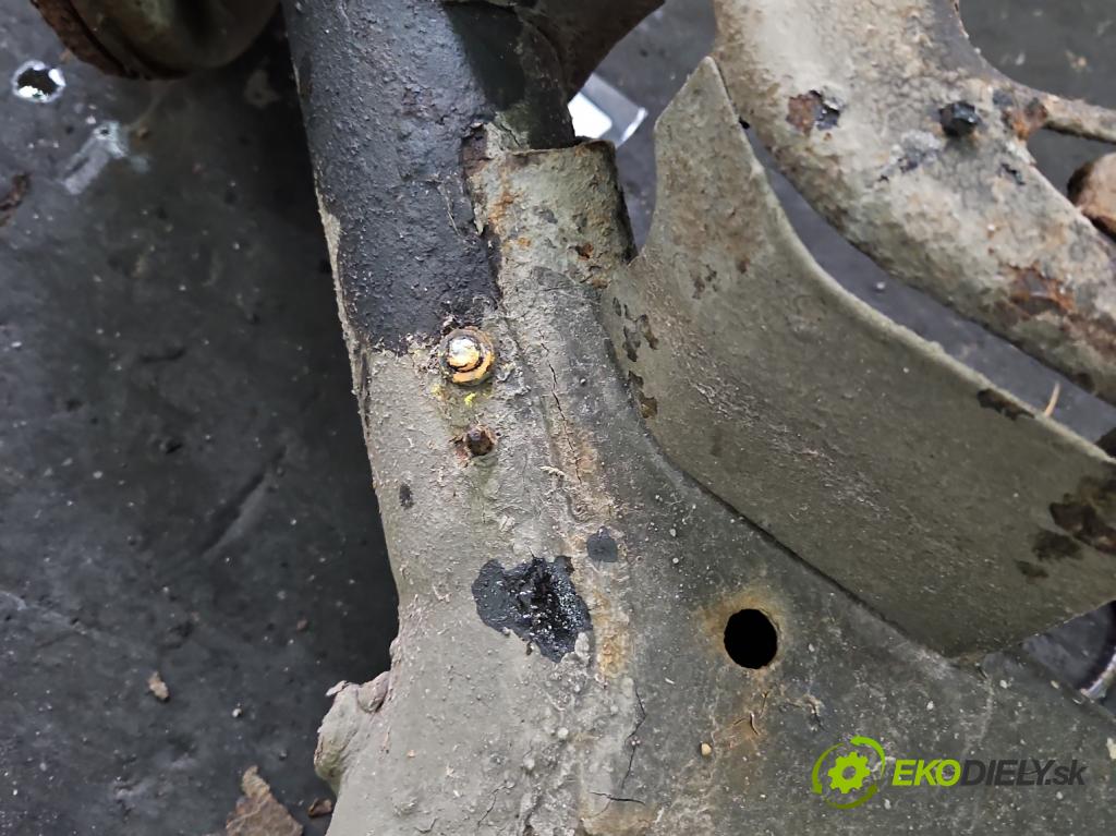 Honda Jazz II 2002-2008 1.3 83 hp manual 61 kW 1339 cm3 5- zadní výztuha  (Zadní výztuha)