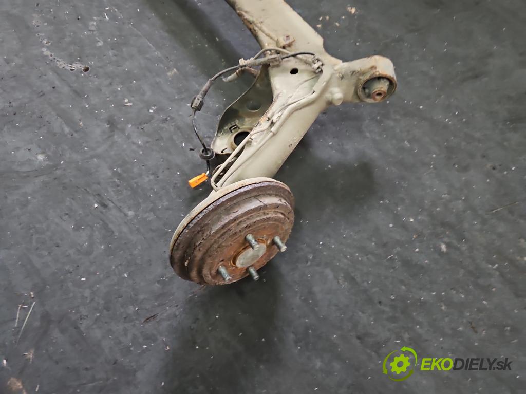 Honda Jazz II 2002-2008 1.3 83 hp manual 61 kW 1339 cm3 5- zadní výztuha  (Zadní výztuha)