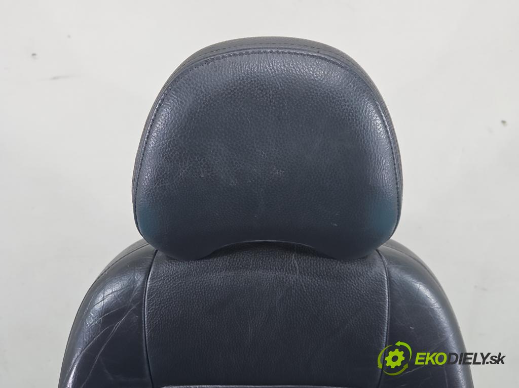 Volvo V50 2.4 20v 170 hp manual 125 kW 2435 cm3 5- Sedadlo levý  (Sedadlo)