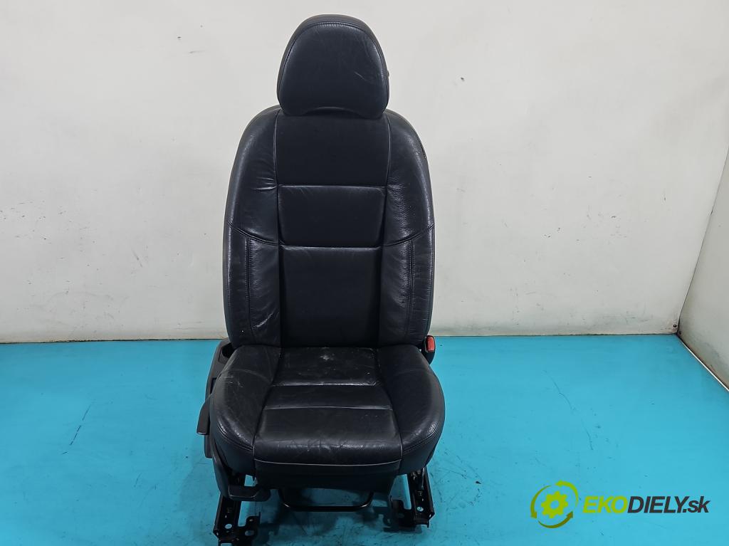 Volvo V50 2.4 20v 170 HP manual 125 kW 2435 cm3 5- Sedačka pravý  (Sedadlo)