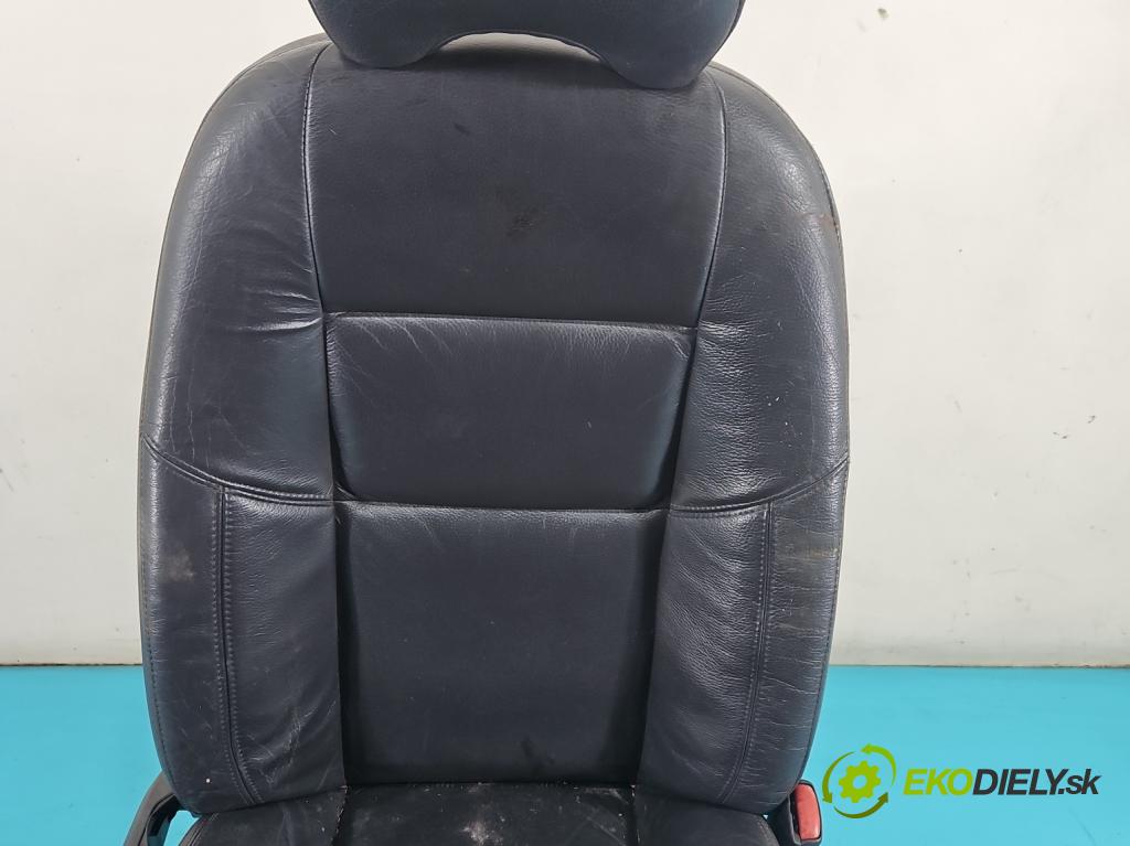 Volvo V50 2.4 20v 170 HP manual 125 kW 2435 cm3 5- Sedačka pravý  (Sedadlo)