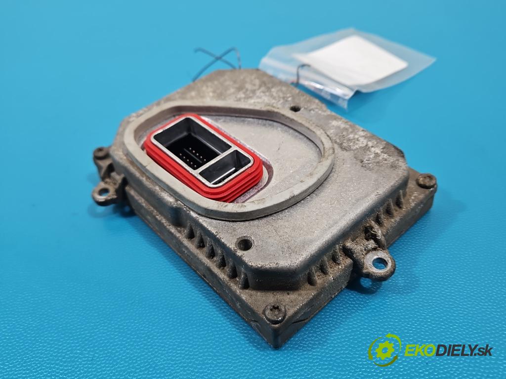 Volvo V50 2.4 20v 170 HP manual 125 kW 2435 cm3 5- střídač: xenon 1307329098 (Riadiaca jednotka xenónu)