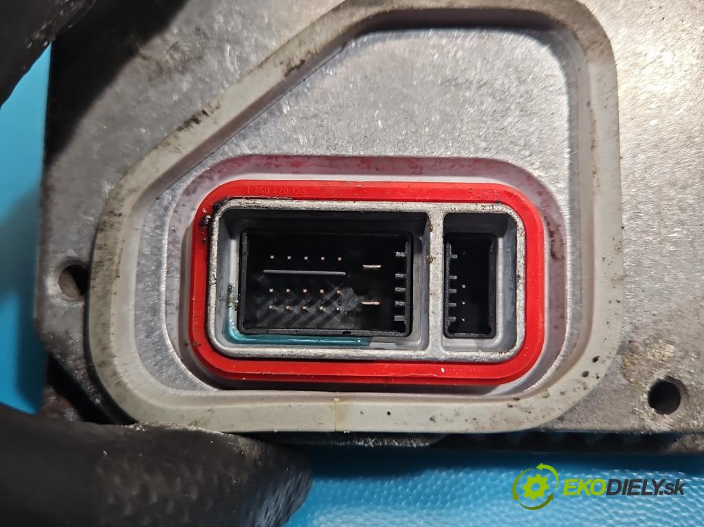 Volvo V50 2.4 20v 170 HP manual 125 kW 2435 cm3 5- střídač: xenon 1307329098 (Riadiaca jednotka xenónu)