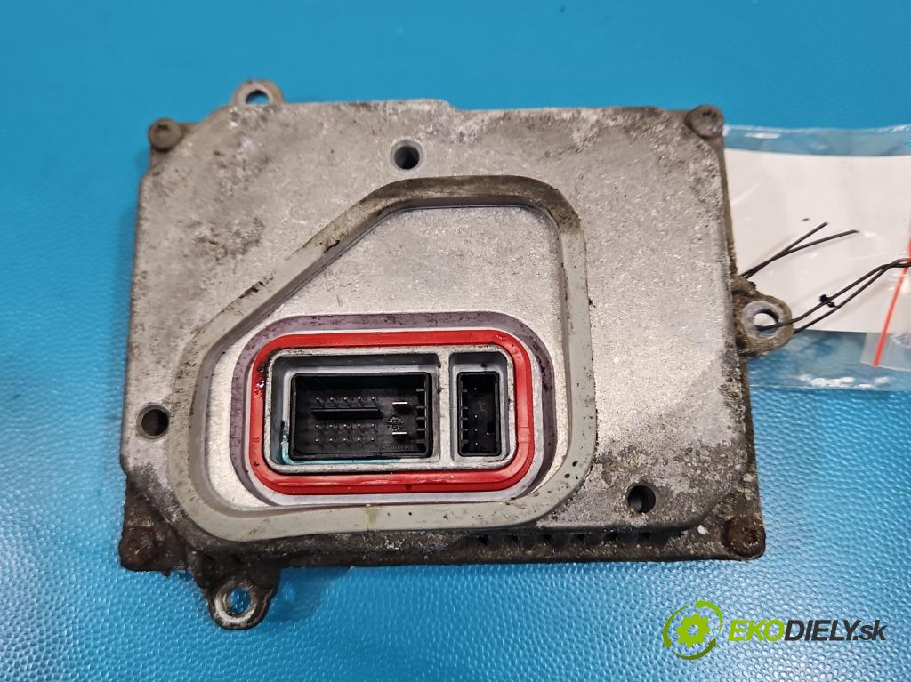 Volvo V50 2.4 20v 170 HP manual 125 kW 2435 cm3 5- střídač: xenon 1307329098 (Riadiaca jednotka xenónu)