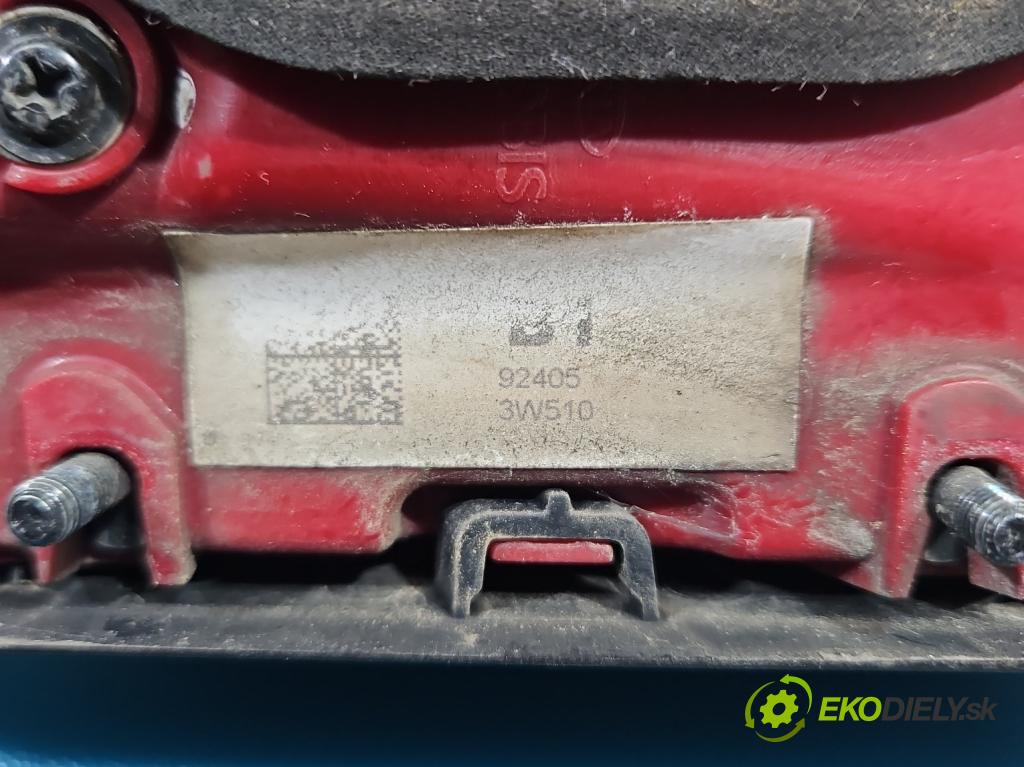 Kia Sportage III 2010-2015 1.6 GDI 135 HP manual 99 kW 1591 cm3 5- svetlo / reflektor zadné ľavé 92405-3W510 (Kľučka dverí ostatné)