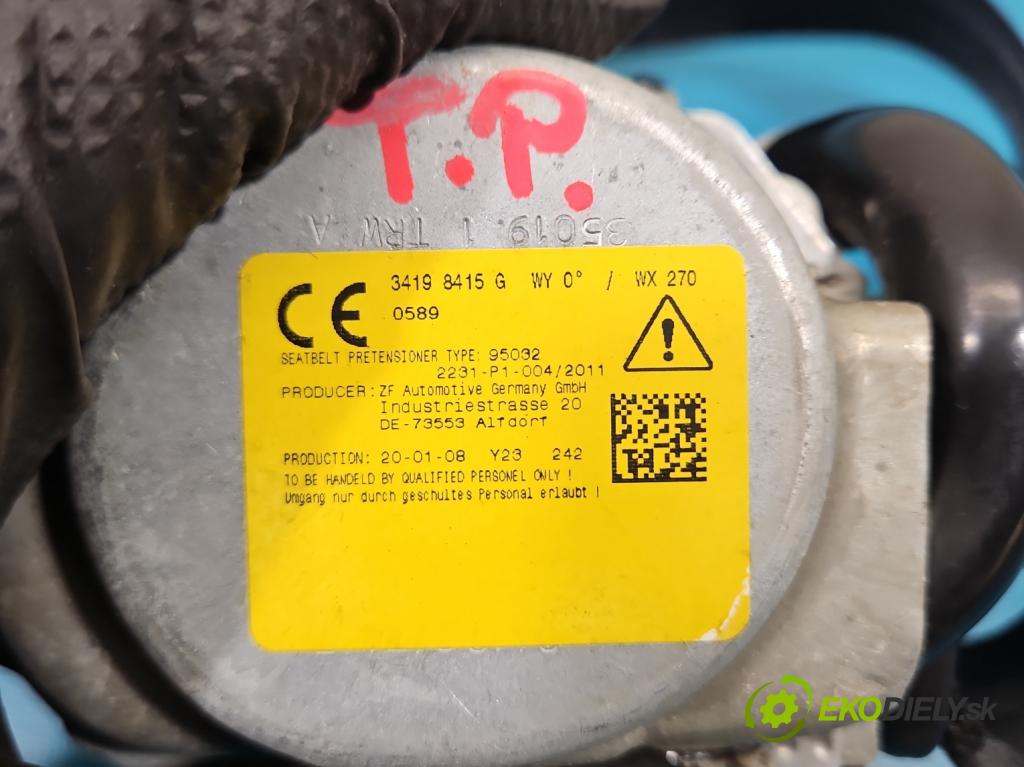 Peugeot 3008 II 2016-2023 1.6 T 300 hp automatic 221 kW 1598 cm3 5- stěna bezpečnost zadní pravý 34198415G