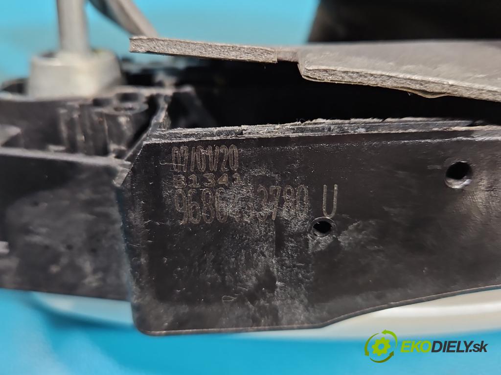 Peugeot 3008 II 2016-2023 1.6 T 300 HP automatic 221 kW 1598 cm3 5- rukoväť predné ľavé mimo: 9686433780U (Kľučka dverí vonkajšia predná ľavá)