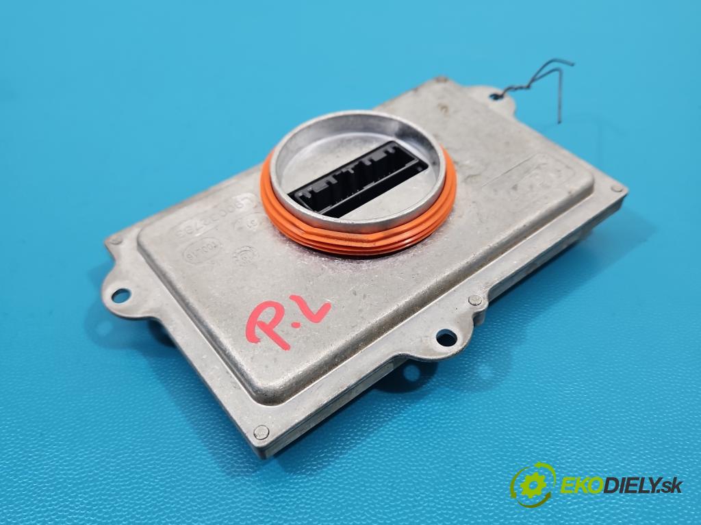 Peugeot 3008 II 2016-2023 1.6 T 300 HP automatic 221 kW 1598 cm3 5- střídač: xenon 90032783 (Riadiaca jednotka xenónu)