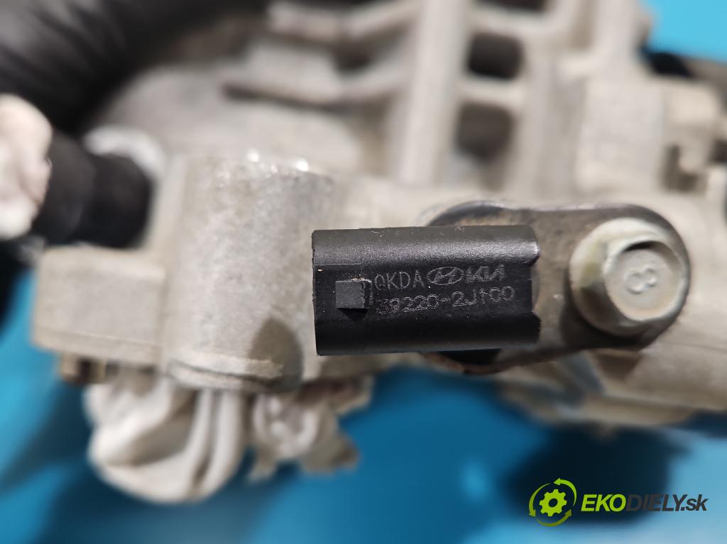 Hyundai I30 III 2016- 1.5 DPI 16V 110 hp manual 80.9 kW 1498 cm3 5- čerpadlo vody 211202A0488 (Vodní pumpa)