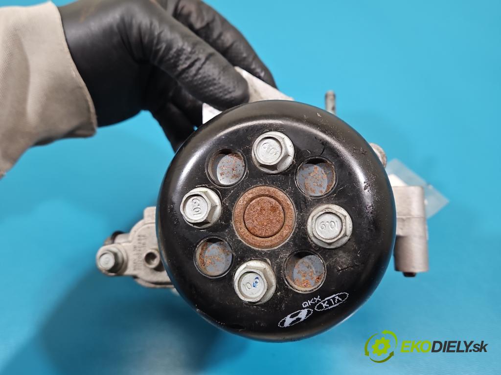 Hyundai I30 III 2016- 1.5 DPI 16V 110 hp manual 80.9 kW 1498 cm3 5- čerpadlo vody 211202A0488 (Vodní pumpa)