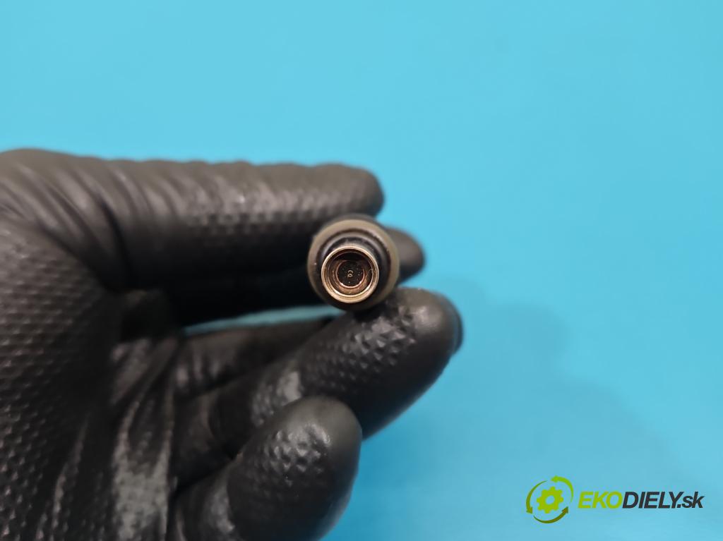 Hyundai I30 III 2016- 1.5 DPI 16V 110 HP manual 80.9 kW 1498 cm3 5- vstrek 35310-2M327 (Vstrekovač paliva)