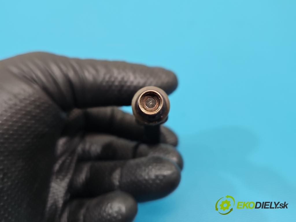 Hyundai I30 III 2016- 1.5 DPI 16V 110 HP manual 80.9 kW 1498 cm3 5- vstrek 35310-2M327 (Vstrekovač paliva)