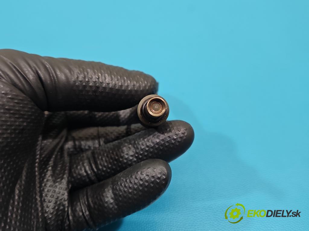 Hyundai I30 III 2016- 1.5 DPI 16V 110 HP manual 80.9 kW 1498 cm3 5- vstrek 35310-2M327 (Vstrekovač paliva)