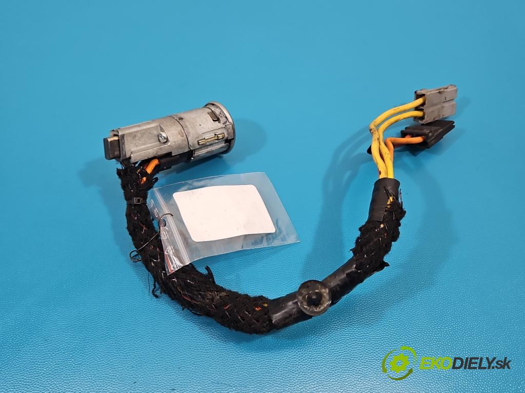 Renault Espace III 1997-2003 2.2 TD 113 HP manual 83 kW 2188 cm3 5- Spínačka  (Spínacia skrinka)