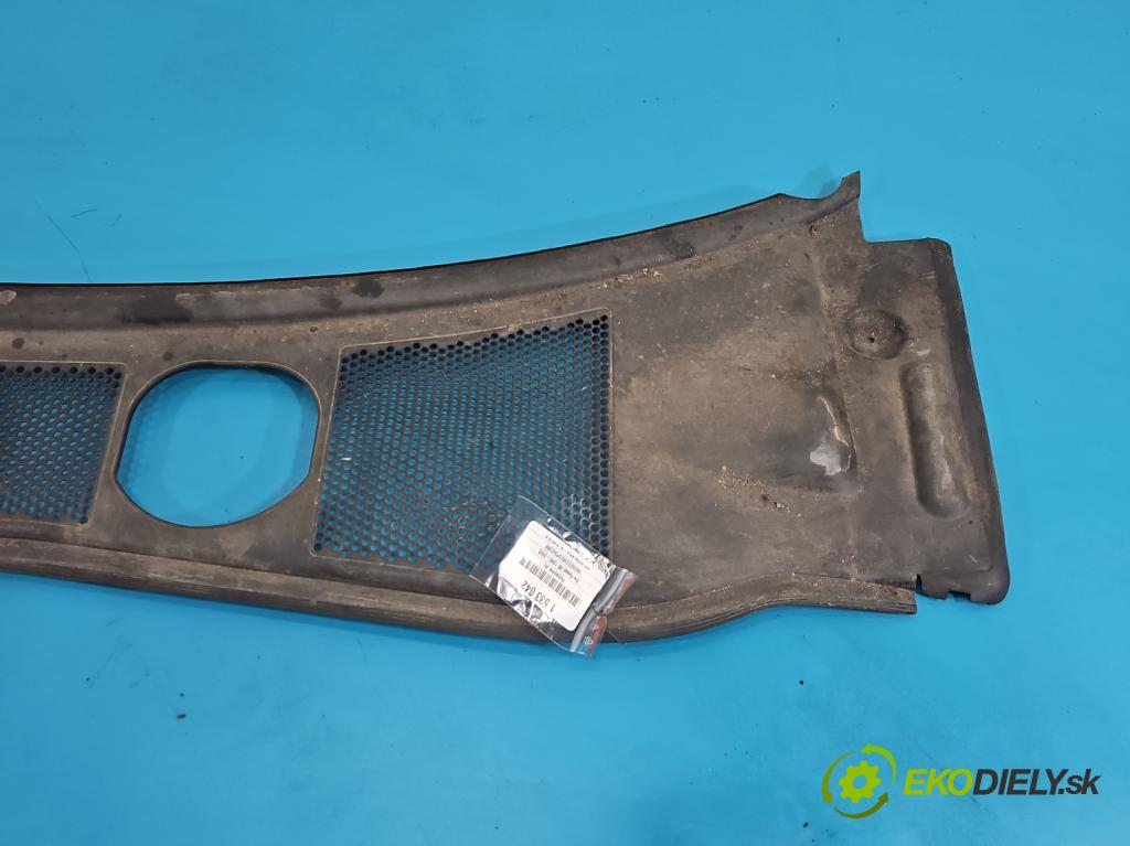 Vw Passat B5 1995-2005 1.9 tdi 131 hp manual 96 kW 1896 cm3 5- torpédo  (Plast pod čelním sklem)