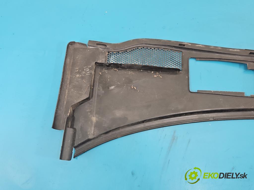 Vw Passat B5 1995-2005 1.9 tdi 131 hp manual 96 kW 1896 cm3 5- torpédo  (Plast pod čelním sklem)