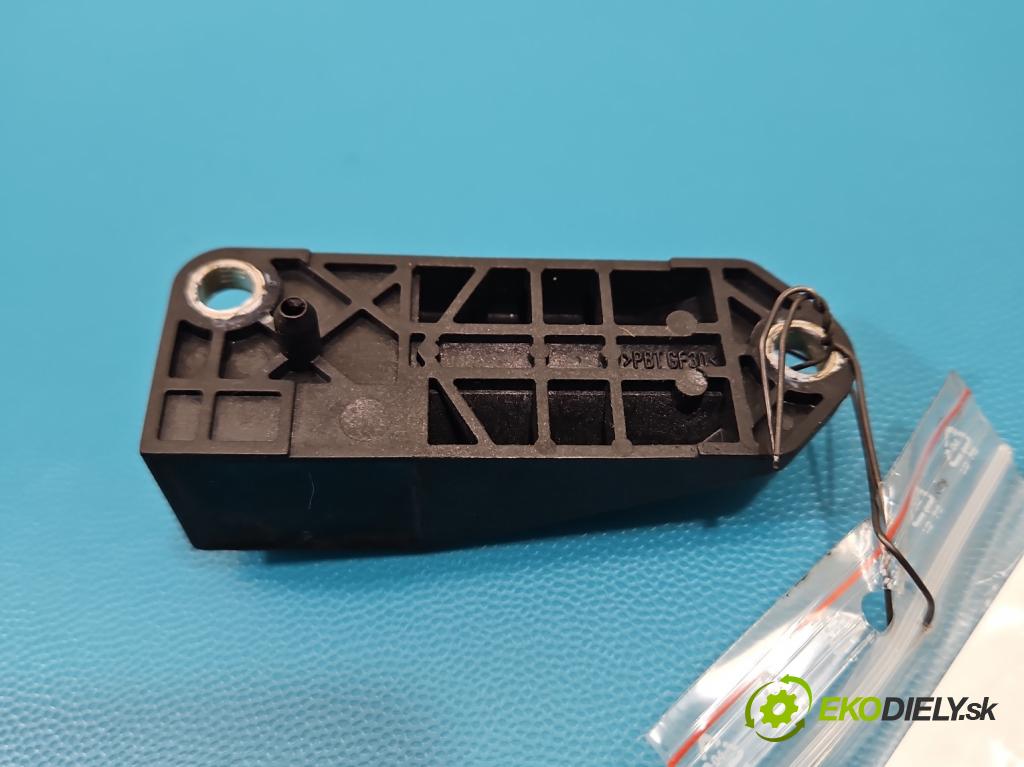 Vw Passat B5 1995-2005 1.9 tdi 131 HP manual 96 kW 1896 cm3 5- snímač šokovat: 5WK42895 (Snímač nárazu)