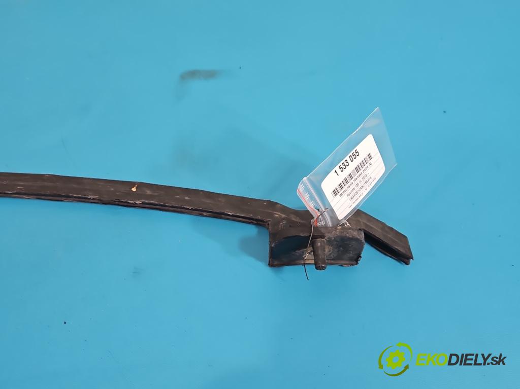 Hyundai I30 III 2016- 1.5 DPI 16V 110 hp manual 80.9 kW 1498 cm3 5- výztuha nárazníku přední 86571-G4000