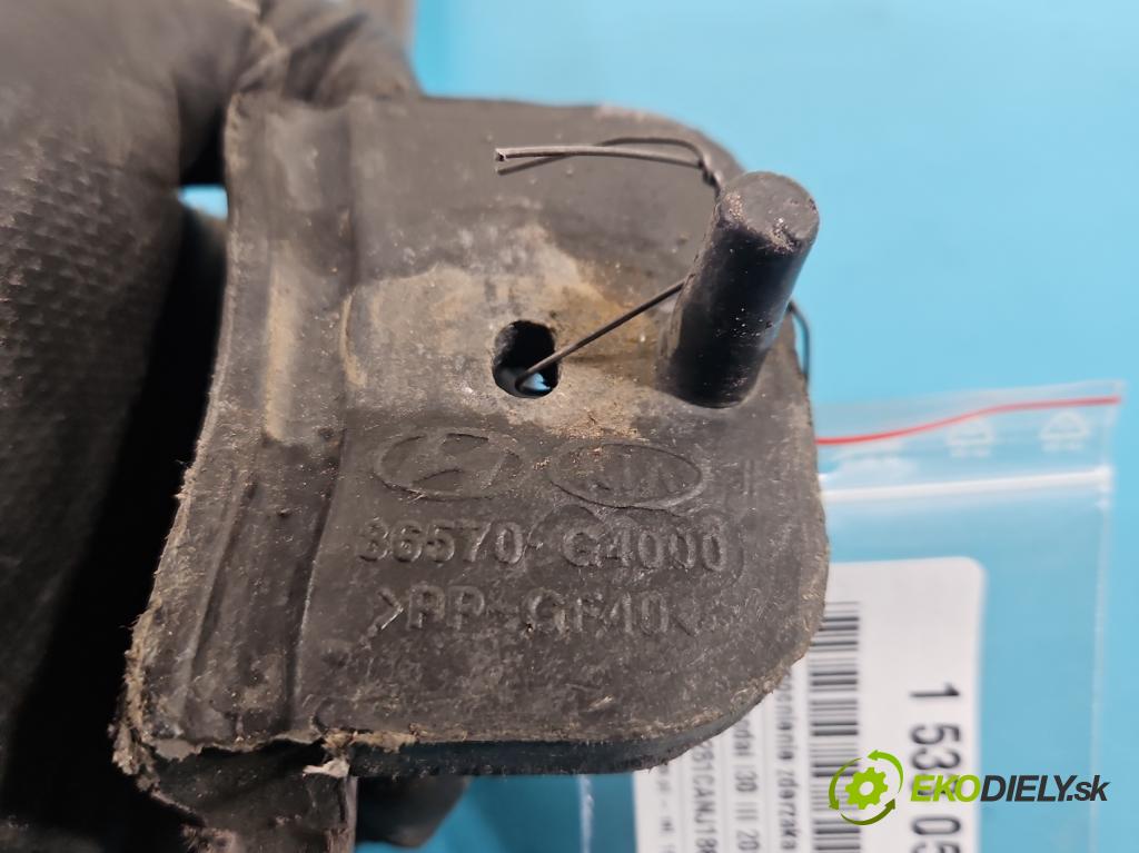 Hyundai I30 III 2016- 1.5 DPI 16V 110 hp manual 80.9 kW 1498 cm3 5- výztuha nárazníku přední 86571-G4000