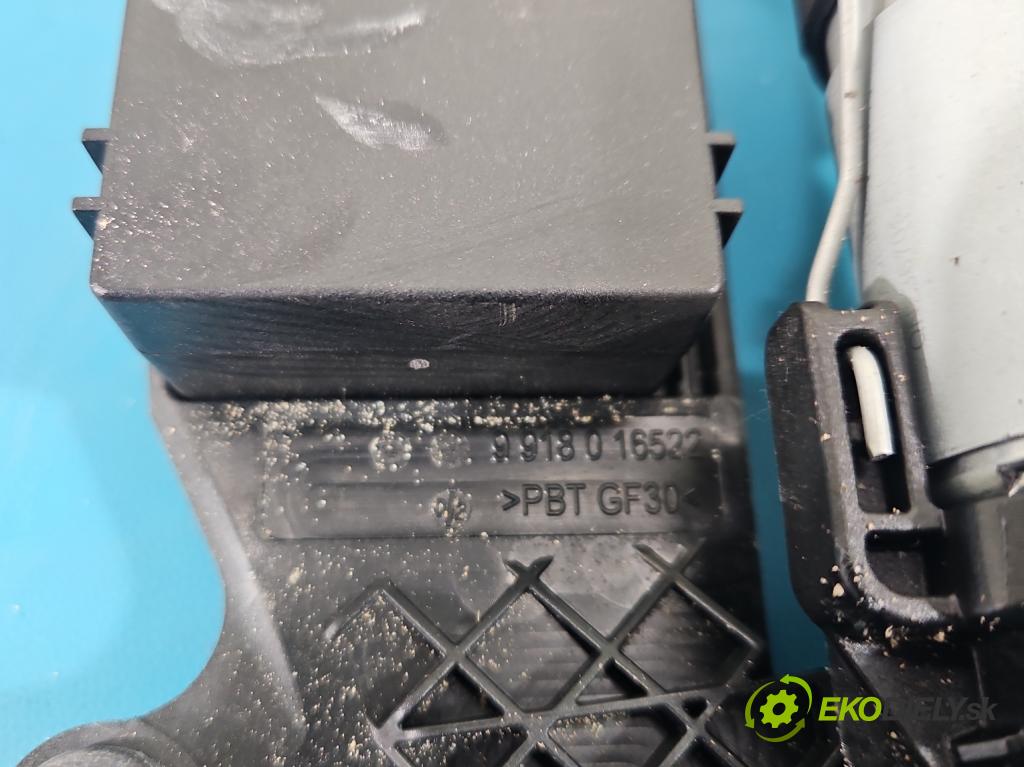 Maserati Quattroporte VI 13- 3.0 V6 automatic 301 kW 2979 cm3 4- roleta 9918016497 (Roleta kufra)