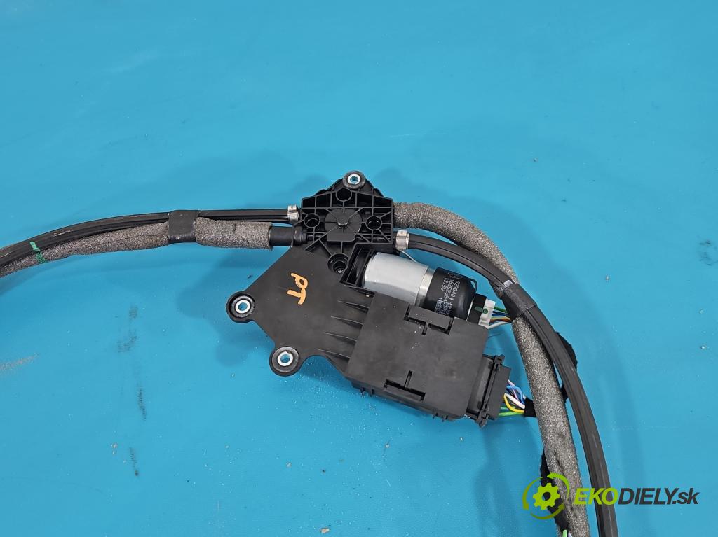 Maserati Quattroporte VI 13- 3.0 V6 automatic 301 kW 2979 cm3 4- roleta 9918016497 (Roleta kufra)