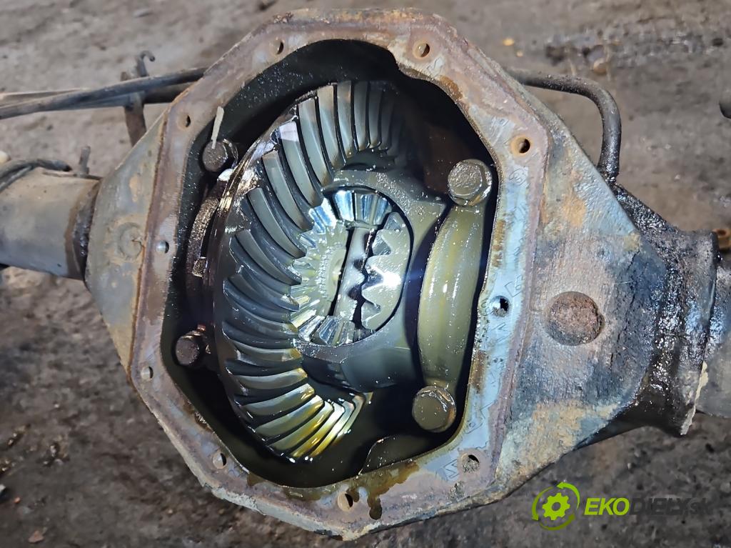 Mercedes Sprinter I 1995-2006 2.2 CDI 82 HP automatic 60 kW 2148 cm3 5- Most: zadní: 9043530110