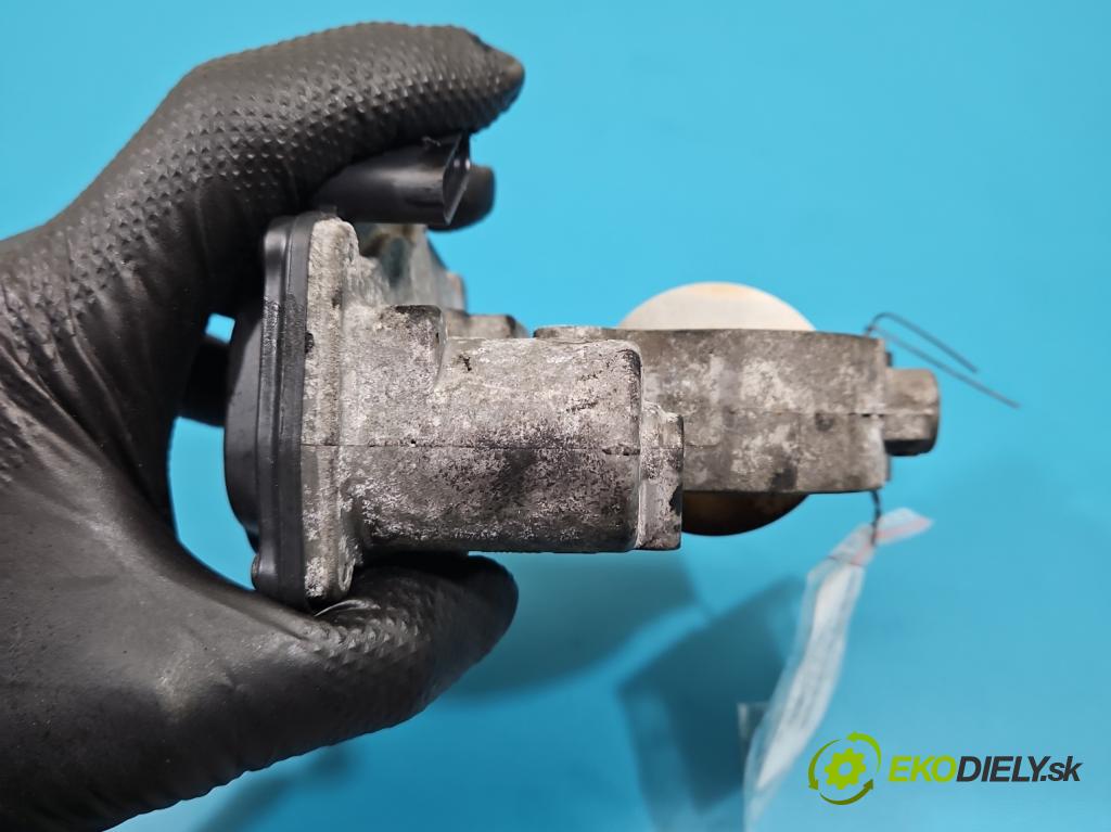 Bmw 3 F30 2011-2018 2.0d 184hp manual 135 kW 1995 cm3 5- klapka 7810752 (Škrtiaca klapka)