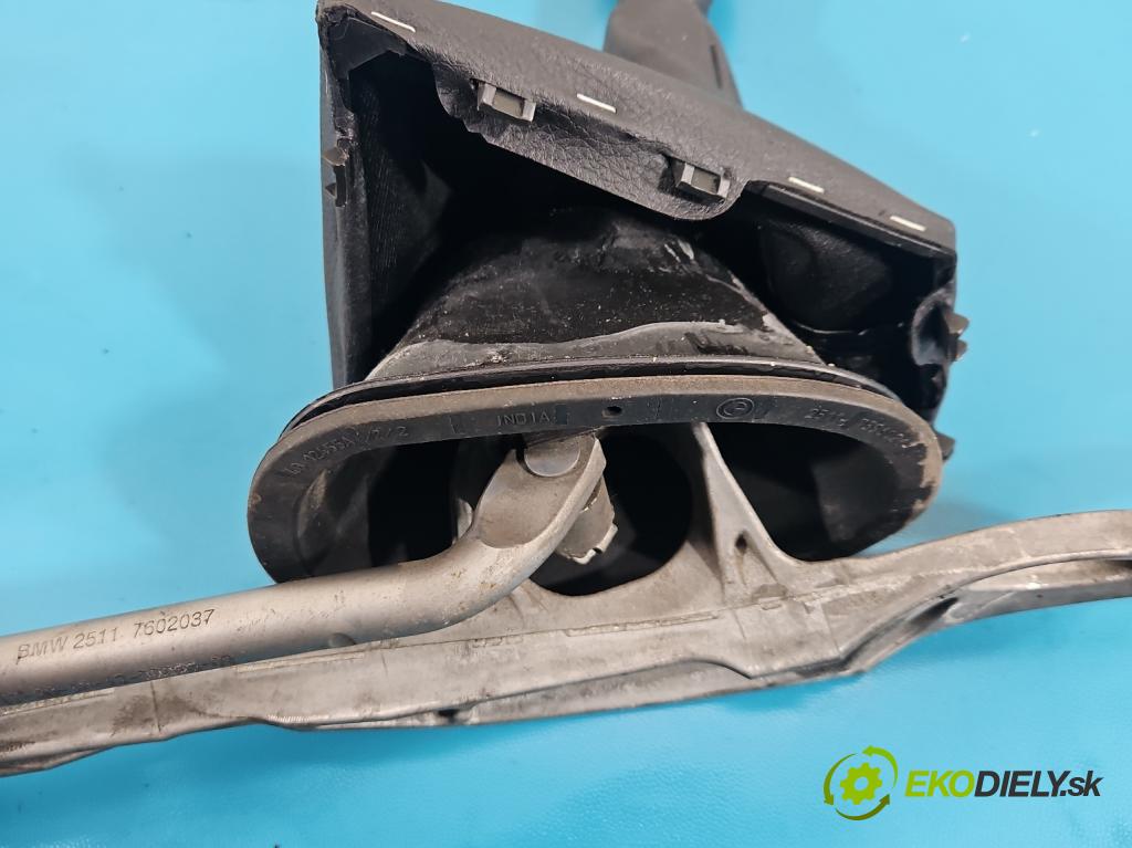 Bmw 3 F30 2011-2018 2.0d 184hp manual 135 kW 1995 cm3 5- Páka: Změny: stupeň,rýchlosť 7602036 (Rýchlostná páka (kulisa))