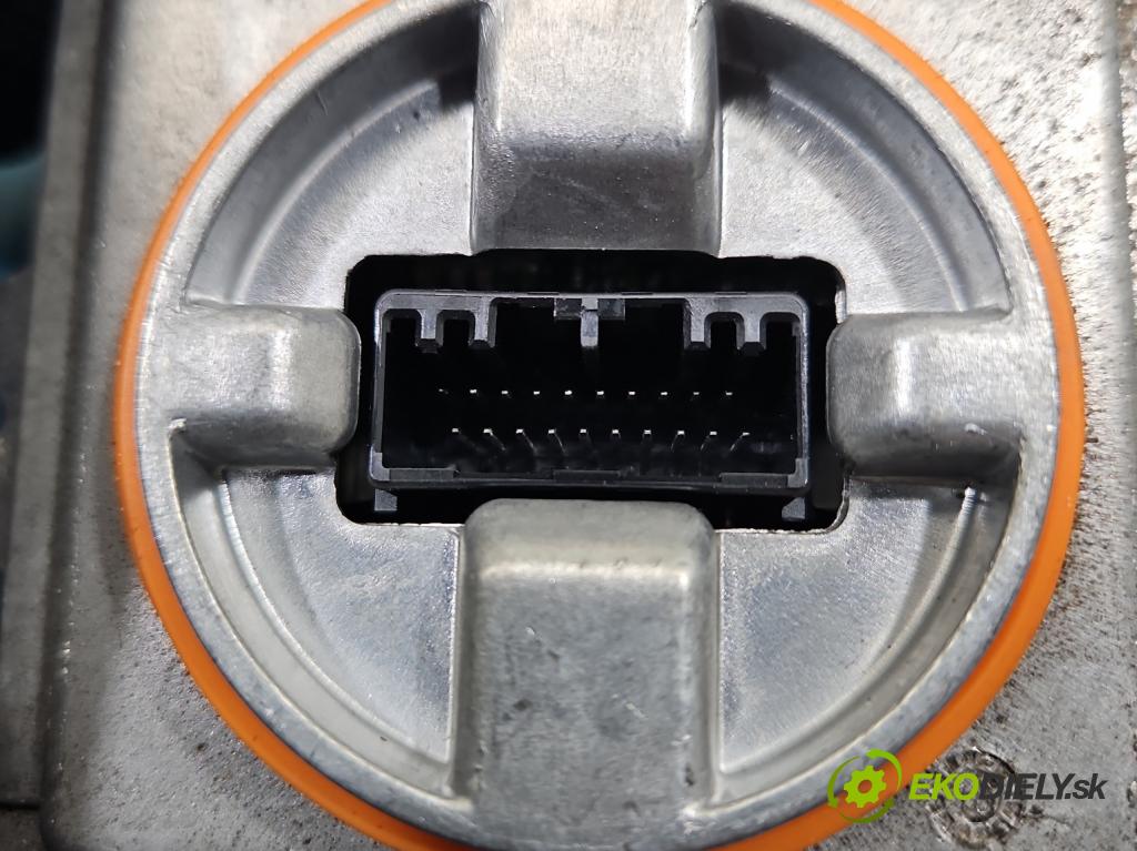 Maserati Quattroporte II 13- 3.0 V6 automatic 301 kW 2979 cm3 4- střídač: xenon L90020949 (Riadiaca jednotka xenónu)