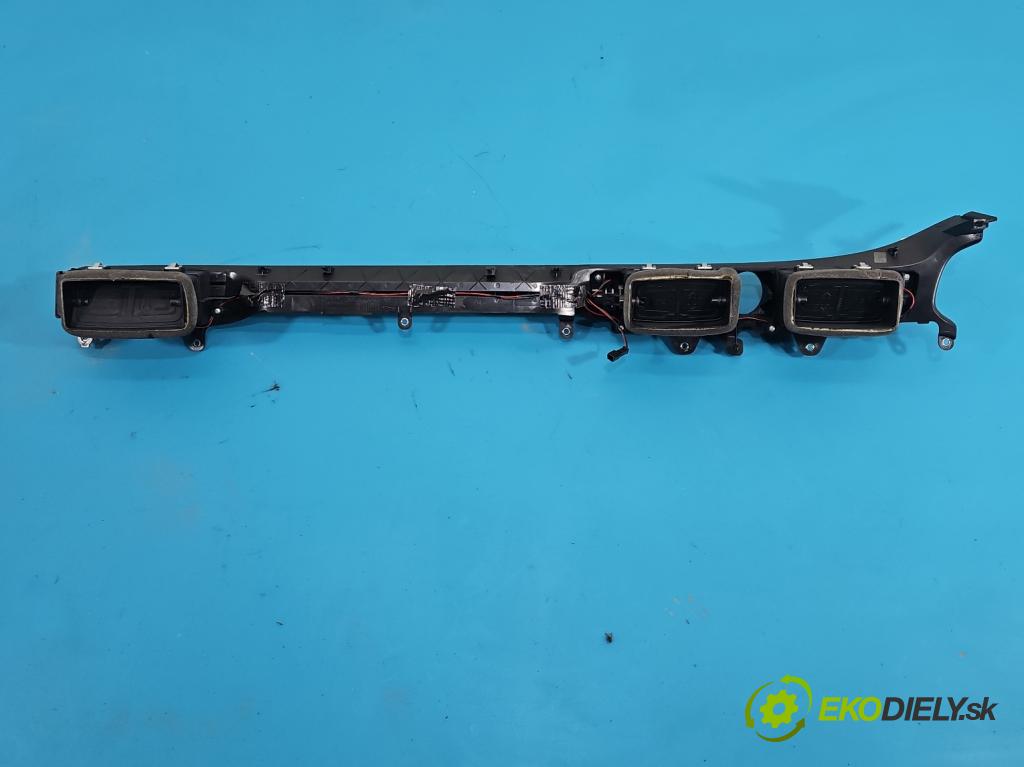 Maserati Quattroporte VI 13- 3.0 V6 automatic 301 kW 2979 cm3 4- Mřížka: kúrenia stredová 226852 (Mriežka kúrenia (fukár))