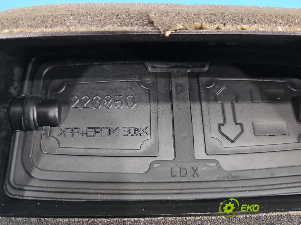 Maserati Quattroporte VI 13- 3.0 V6 automatic 301 kW 2979 cm3 4- Mřížka: kúrenia stredová 226852 (Mriežka kúrenia (fukár))